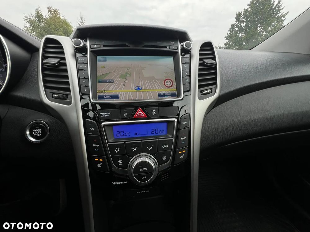 Hyundai i30 1.6 GDI Premium - 30
