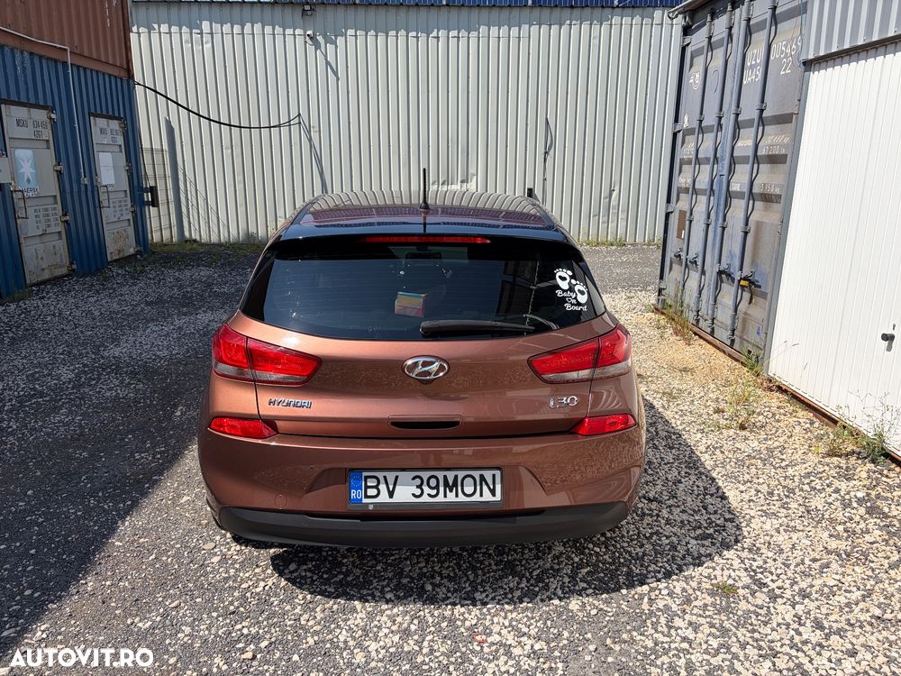 Hyundai i30 1.4 MPi 5DR M/T Comfort - 5