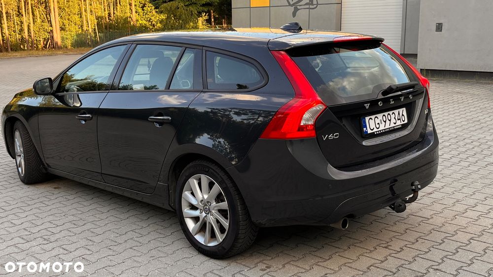 Volvo V60 D2 Base - 3