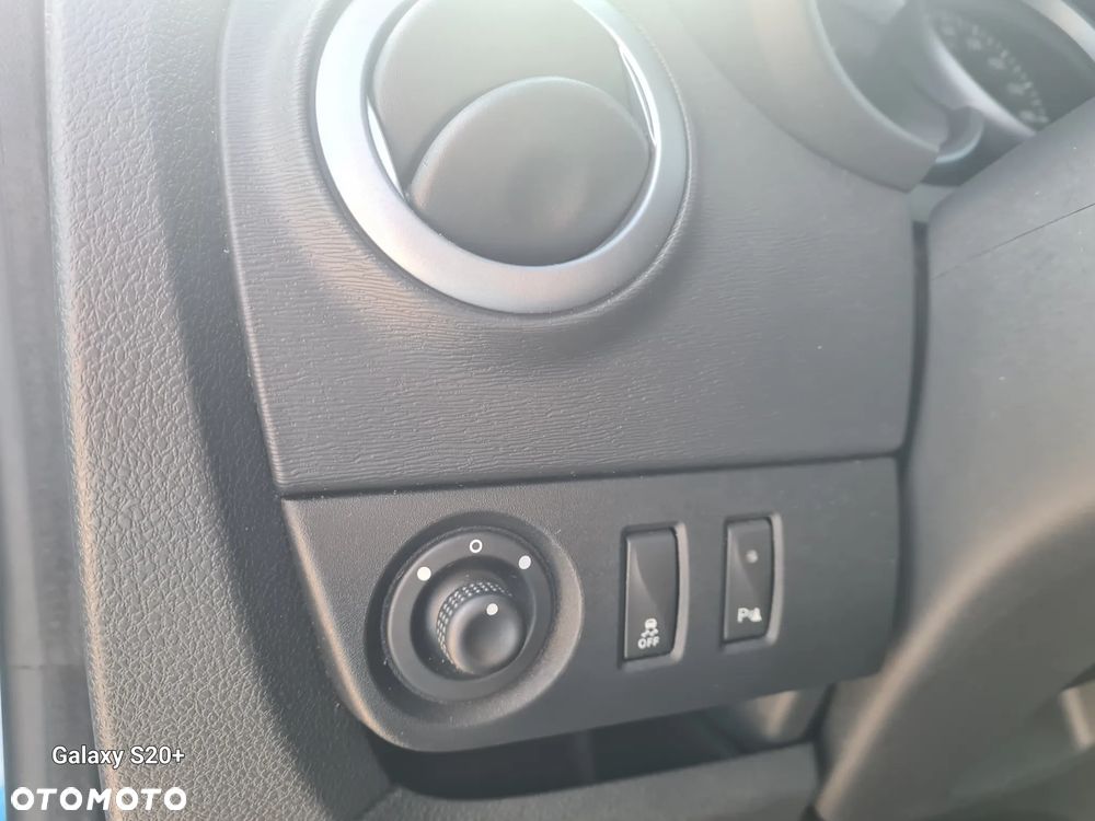Dacia Lodgy dCi 90 Essential - 15