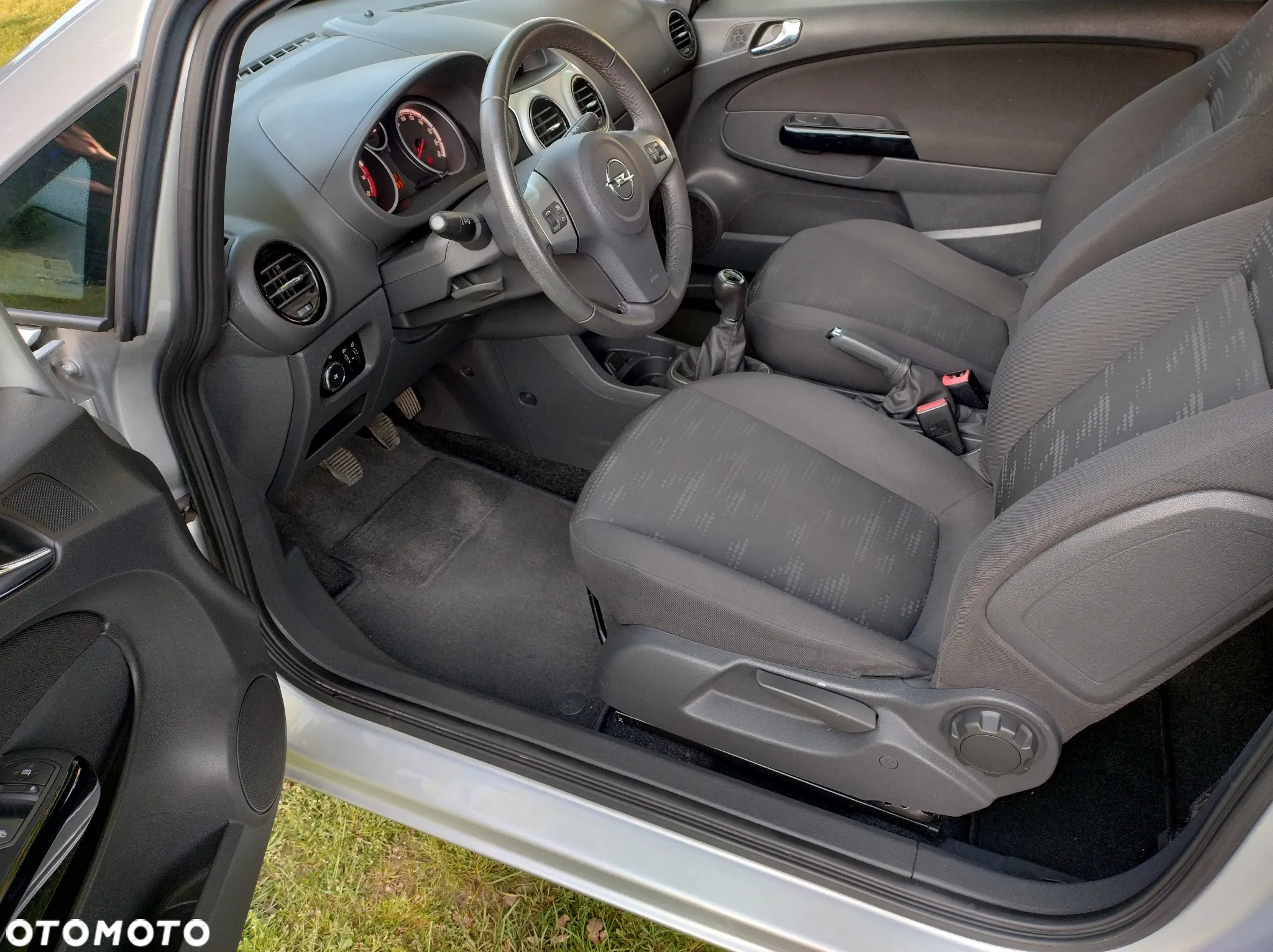 Opel Corsa 1.2 16V Color Edition - 14