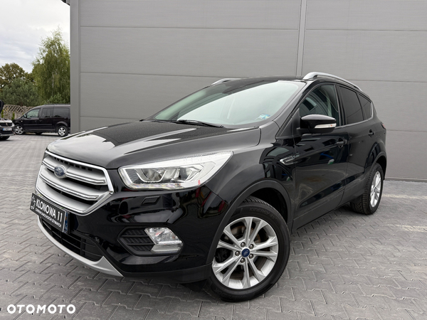 Ford Kuga 1.5 EcoBoost 2x4 Titanium