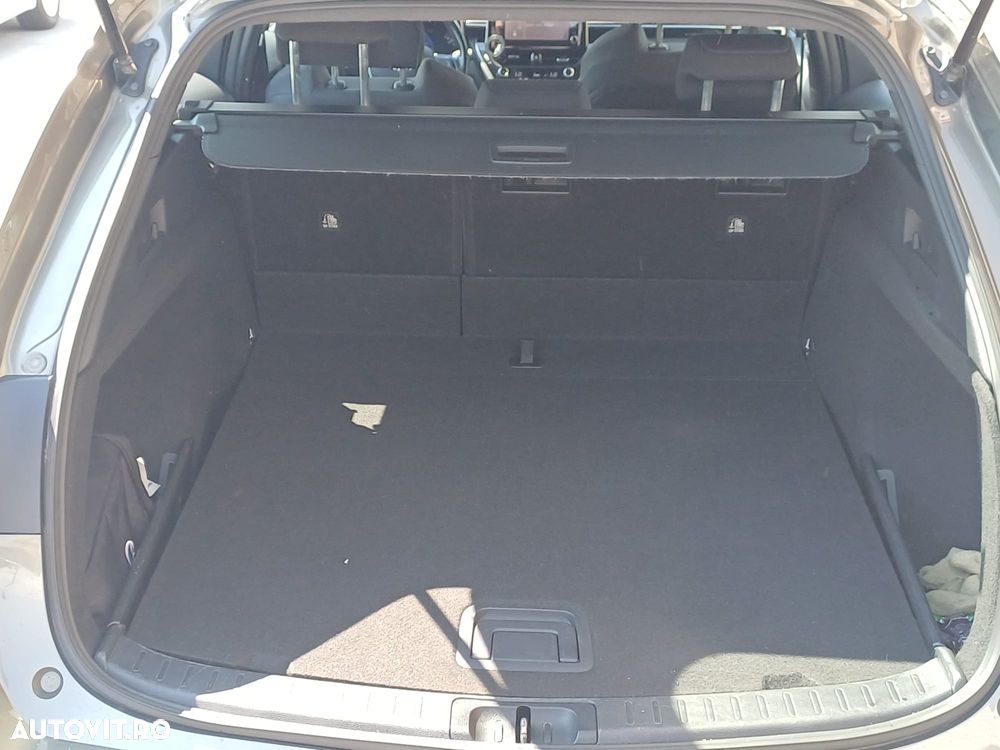 Toyota Corolla 1.8 HSD Dynamic - 7