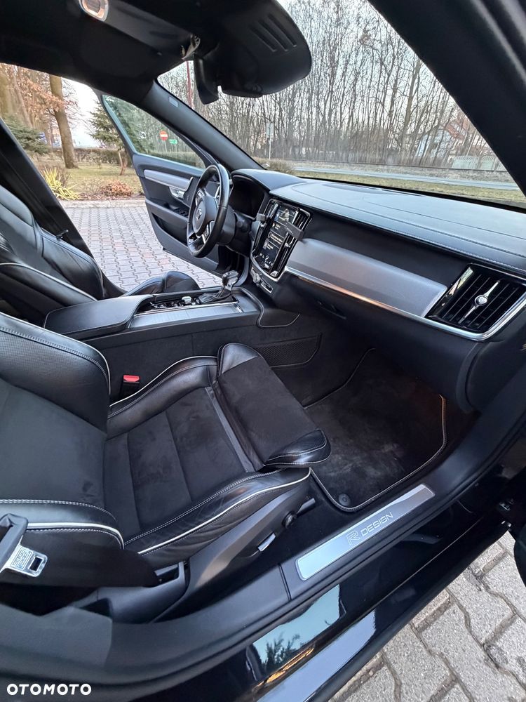 Volvo S90 D3 R-Design - 9