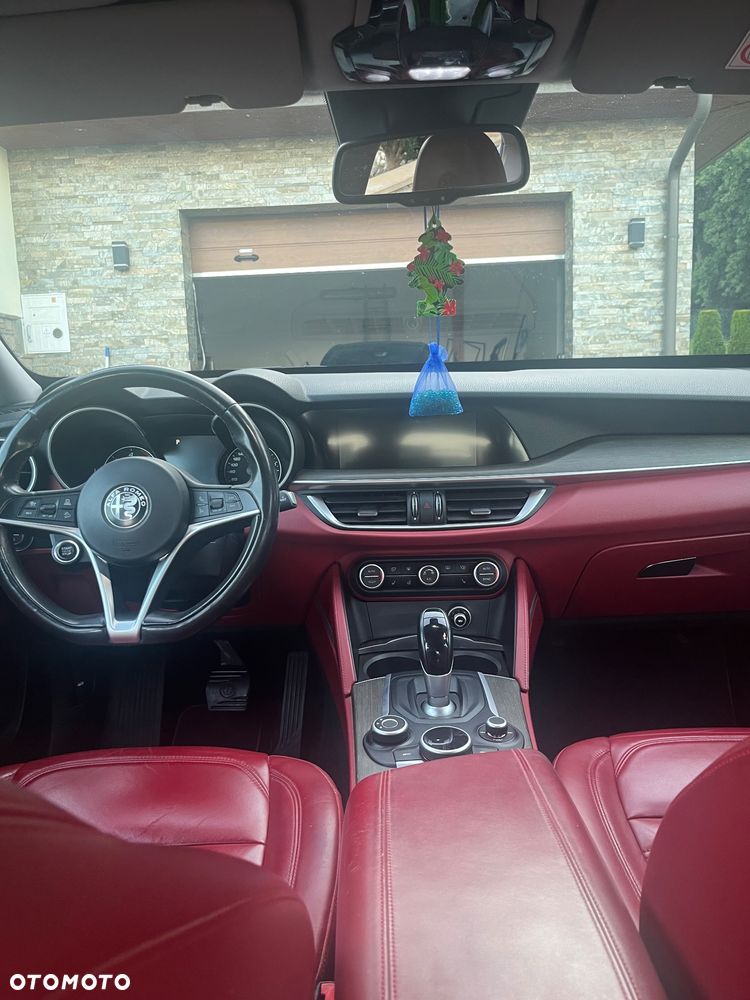 Alfa Romeo Stelvio 2.2 16V AT8 Executive - 9