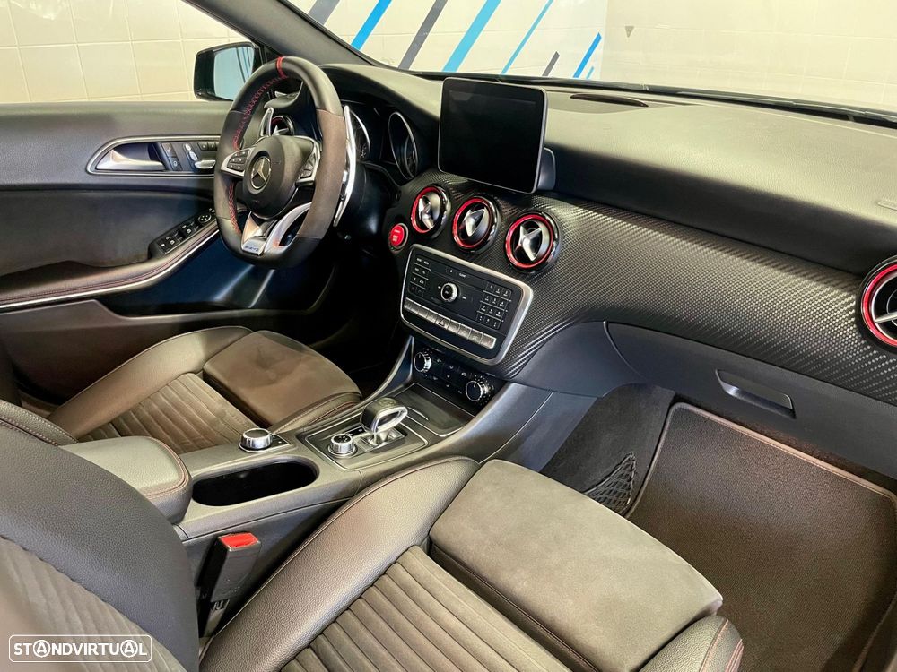 Mercedes-Benz A 45 AMG 4Matic Speedshift 7G-DCT - 43