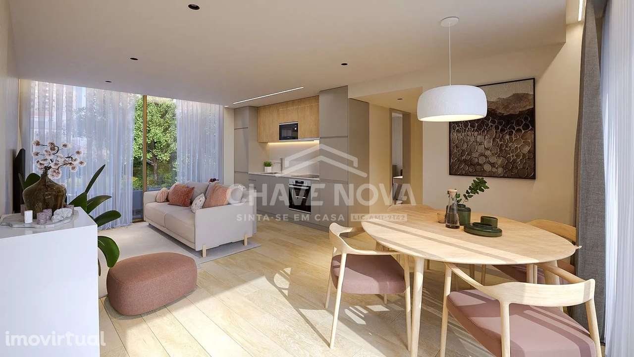 T2 Novo c/ Varanda e 2 Lugares de Garagem em Santa Marinha - Grande imagem: 5/8