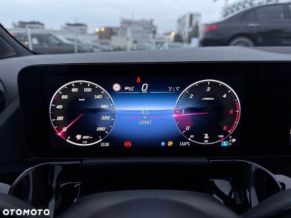 Mercedes-Benz GLA 200 d AMG Line - 33