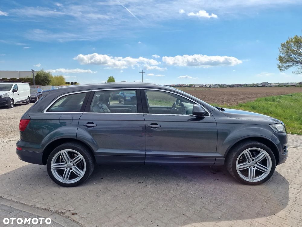 Audi Q7 - 8