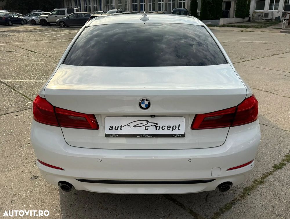 BMW Seria 5 520d AT - 6