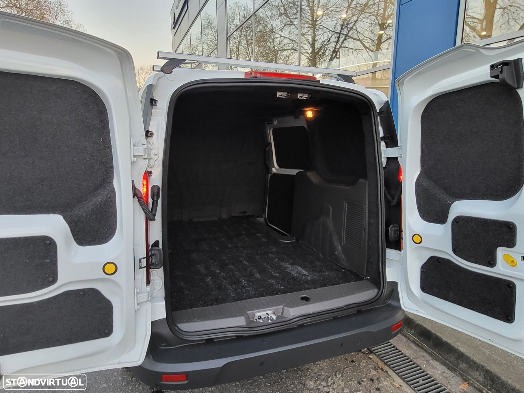 Ford Transit Connect 1.5 TDCi 200 L2 Trend - 9