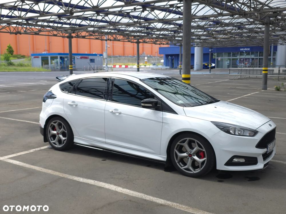 Ford Focus - 19