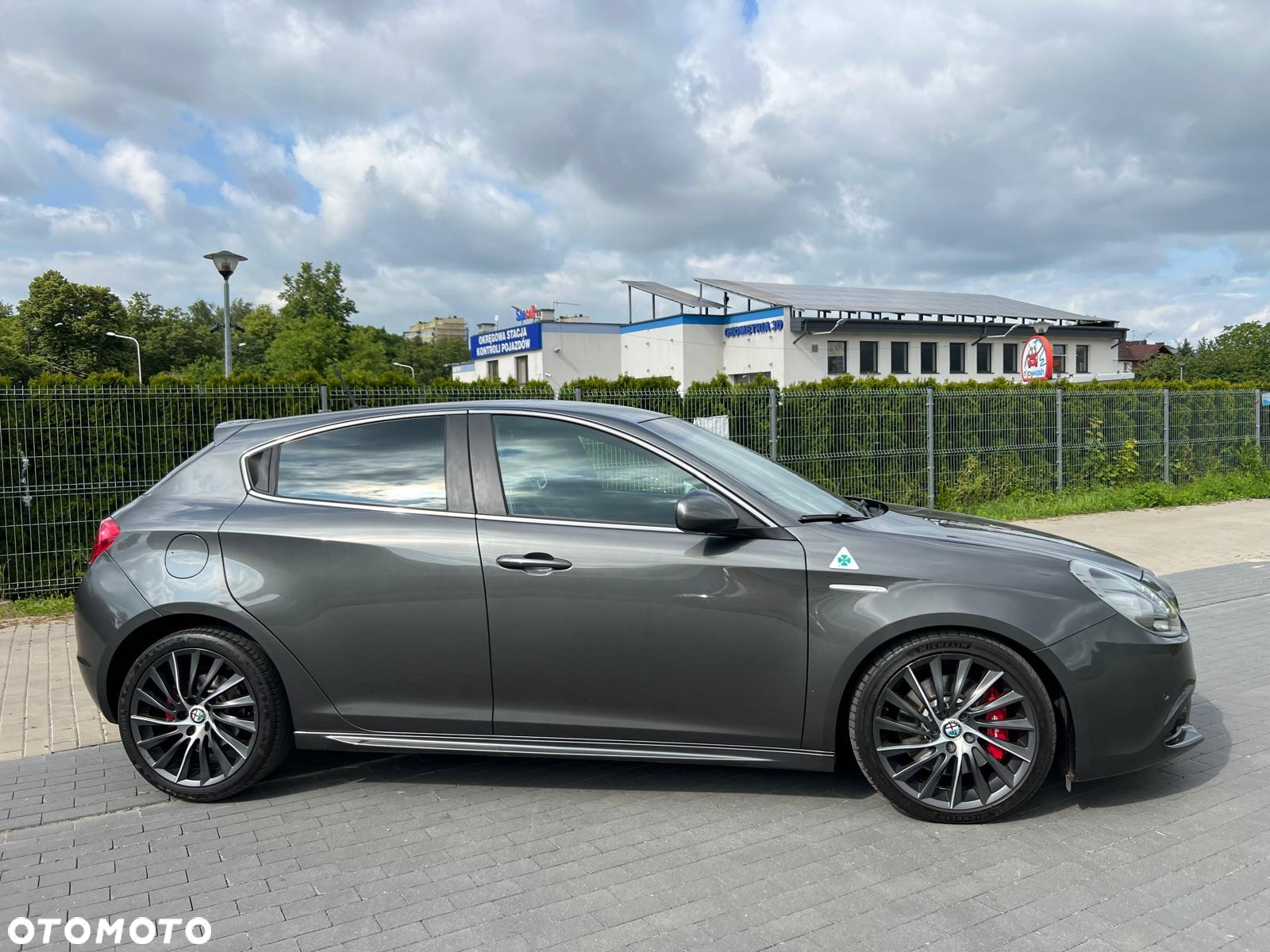 Alfa Romeo Giulietta 1.8 TBi 16V TCT Quadrifoglio Verde - 2