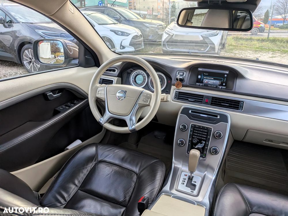 Volvo XC 70 D4 AWD Geartronic Summum - 16