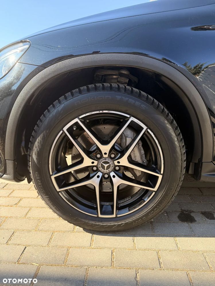 Mercedes-Benz GLC - 12