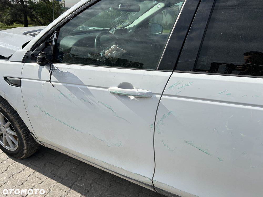 Land Rover Discovery Sport - 20