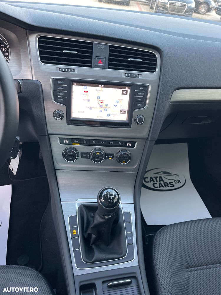 Volkswagen Golf 1.4 TSI BlueMotion Technology Comfortline - 36