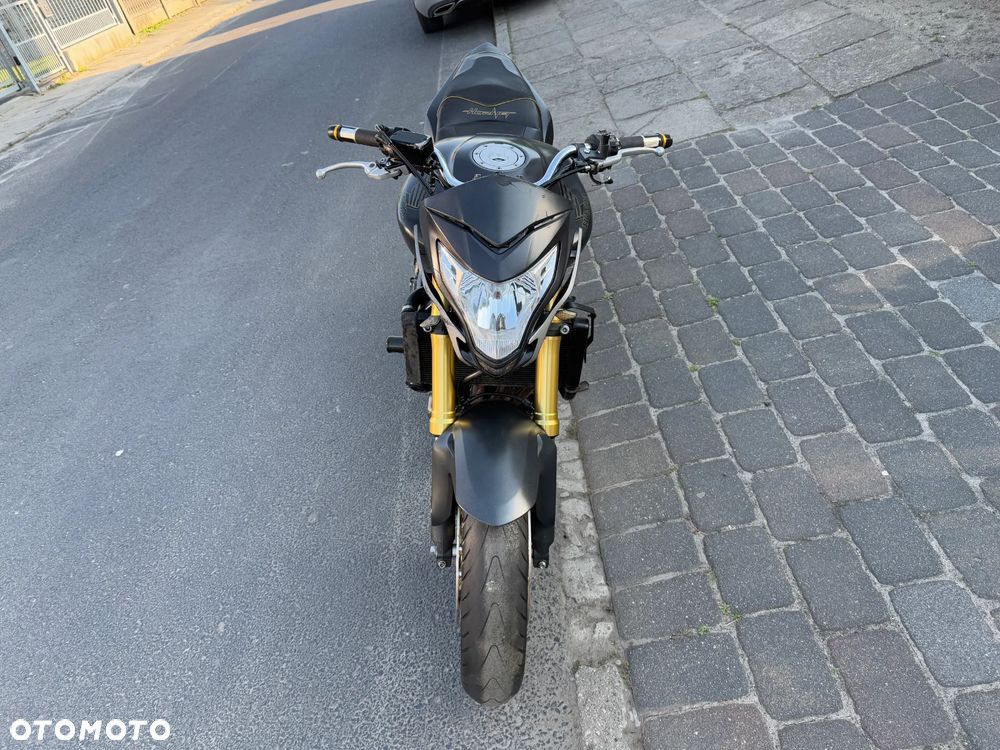 Honda Hornet - 2
