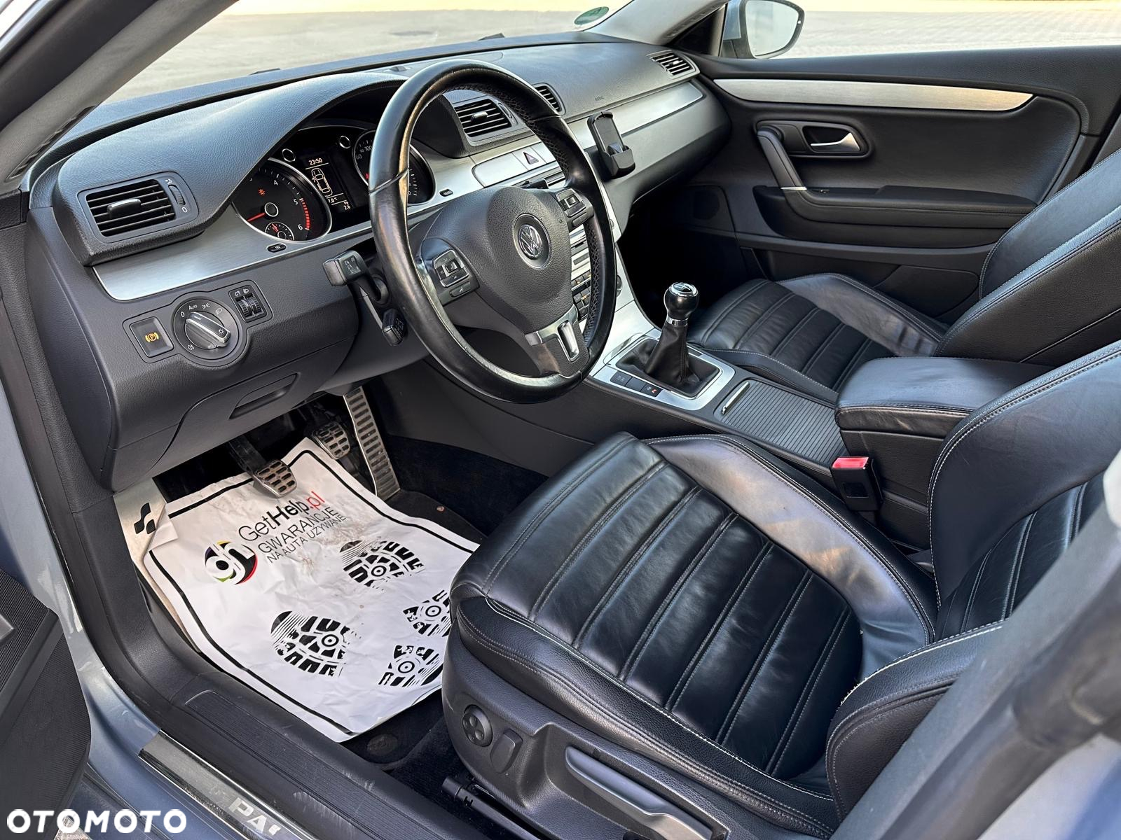 Volkswagen Passat CC - 10