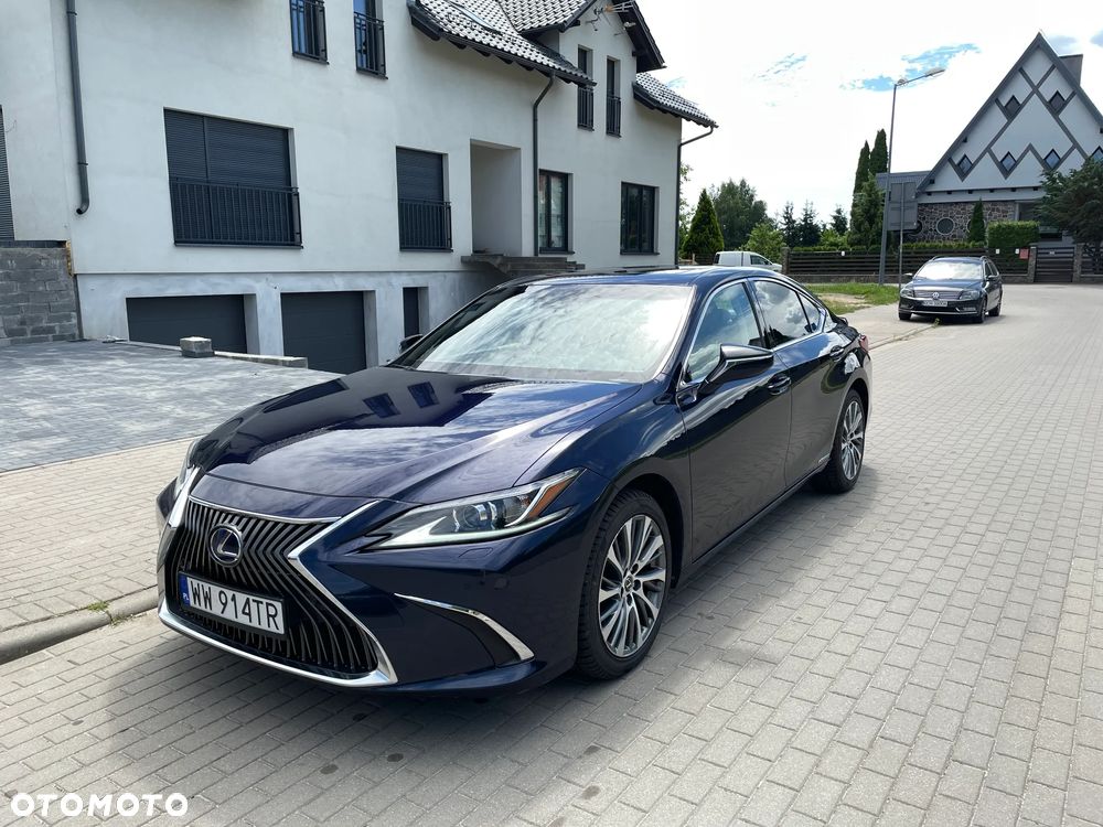 Lexus ES 300h Business Edition - 2