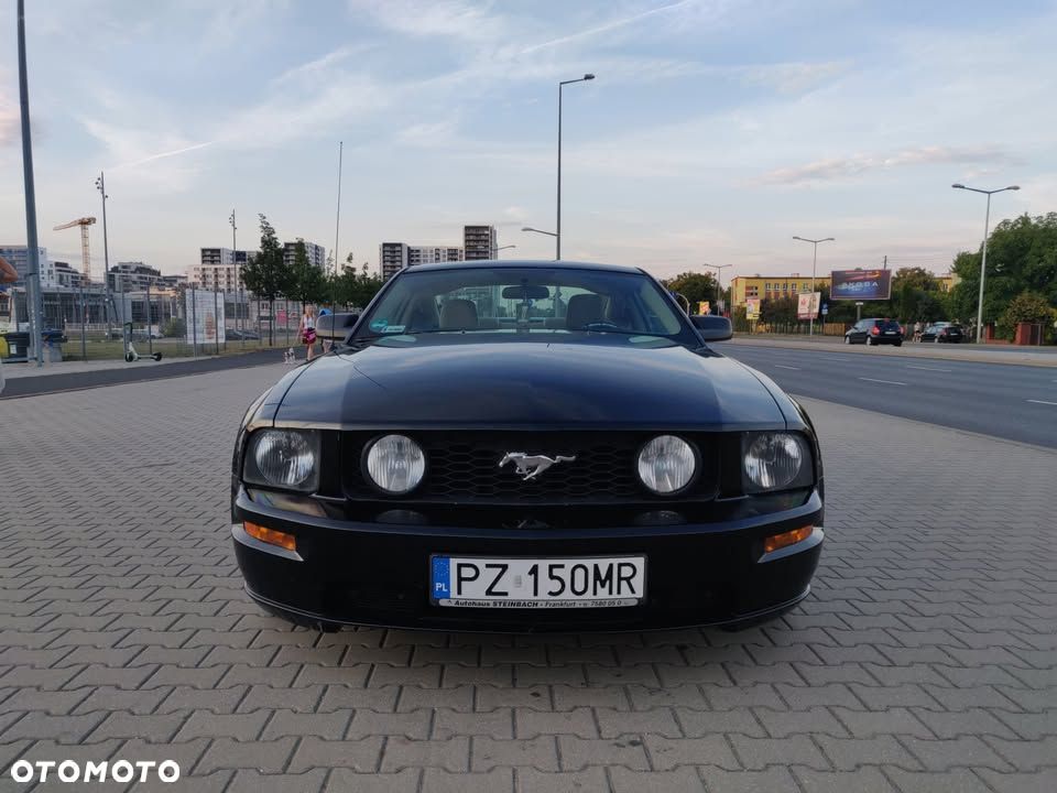 Ford Mustang - 8