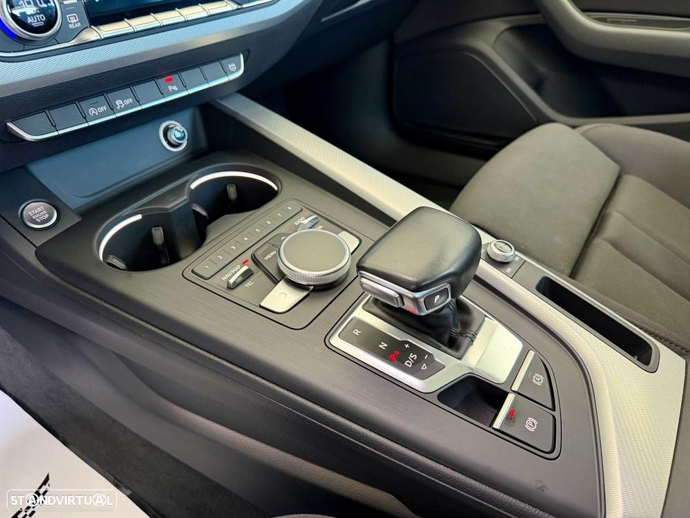 Audi A4 Avant - 22