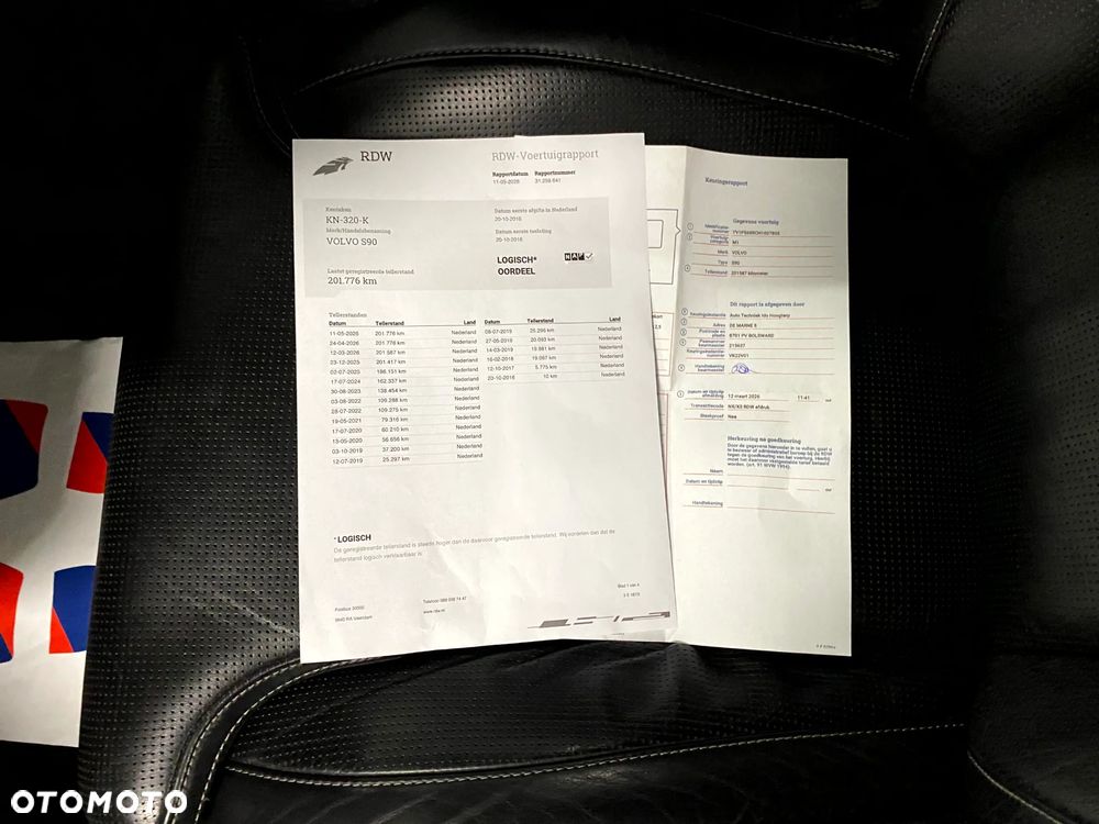 Volvo S90 D5 SCR AWD Inscription - 25