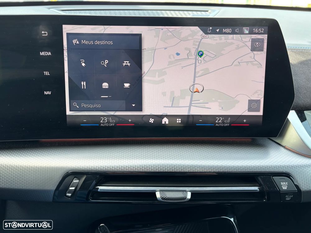 BMW iX1 eDrive20 Pack Desportivo M Pro - 22