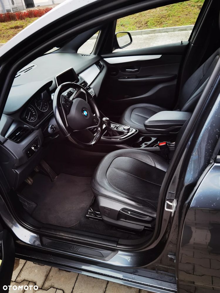 BMW Seria 2 218d GT - 18