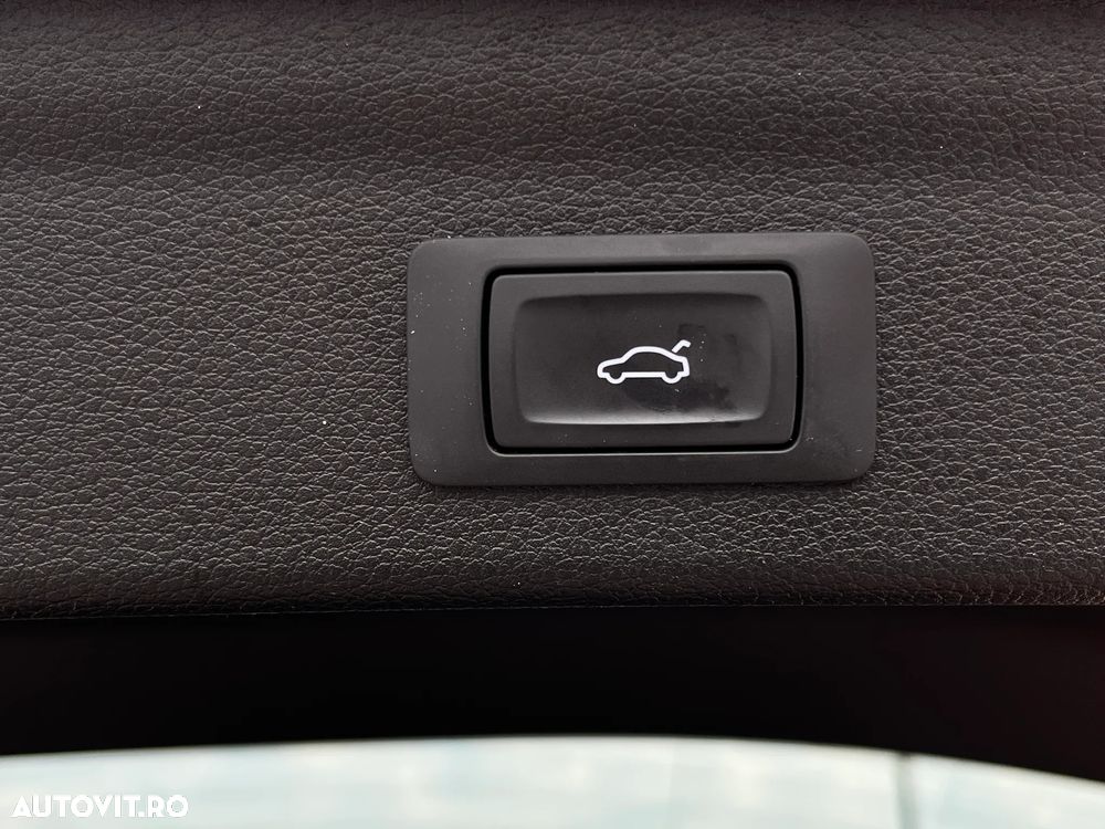 Audi Q3 2.0 40 TFSI S tronic quattro - 29