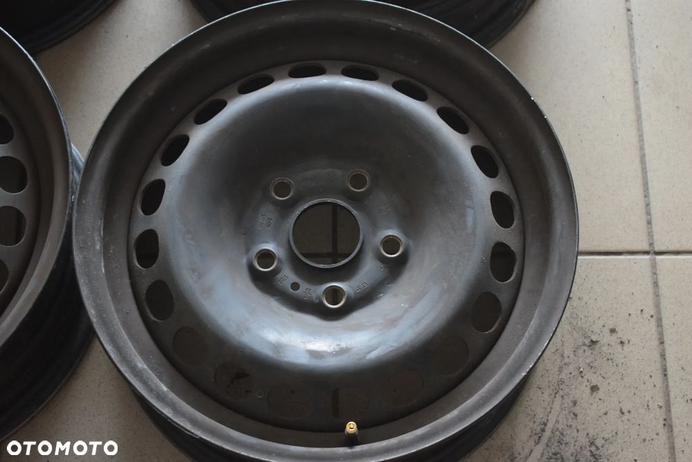 Felgi stalowe VW Passat 6Jx15 5x112 R15 15'' - 5