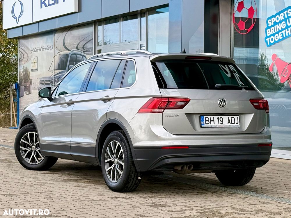Volkswagen Tiguan 2.0 TDI SCR DSG Comfortline - 10