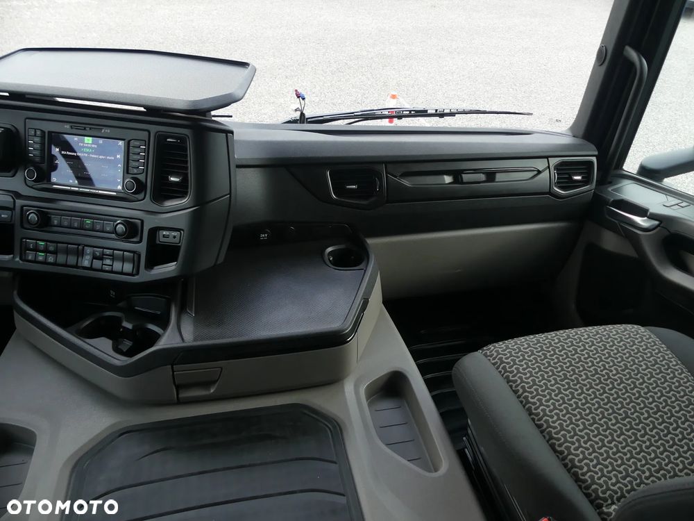 Scania P280 / CHŁODNIA / KABINA SYPIALNA / EURO 6 / IDEALNY STAN / - 38