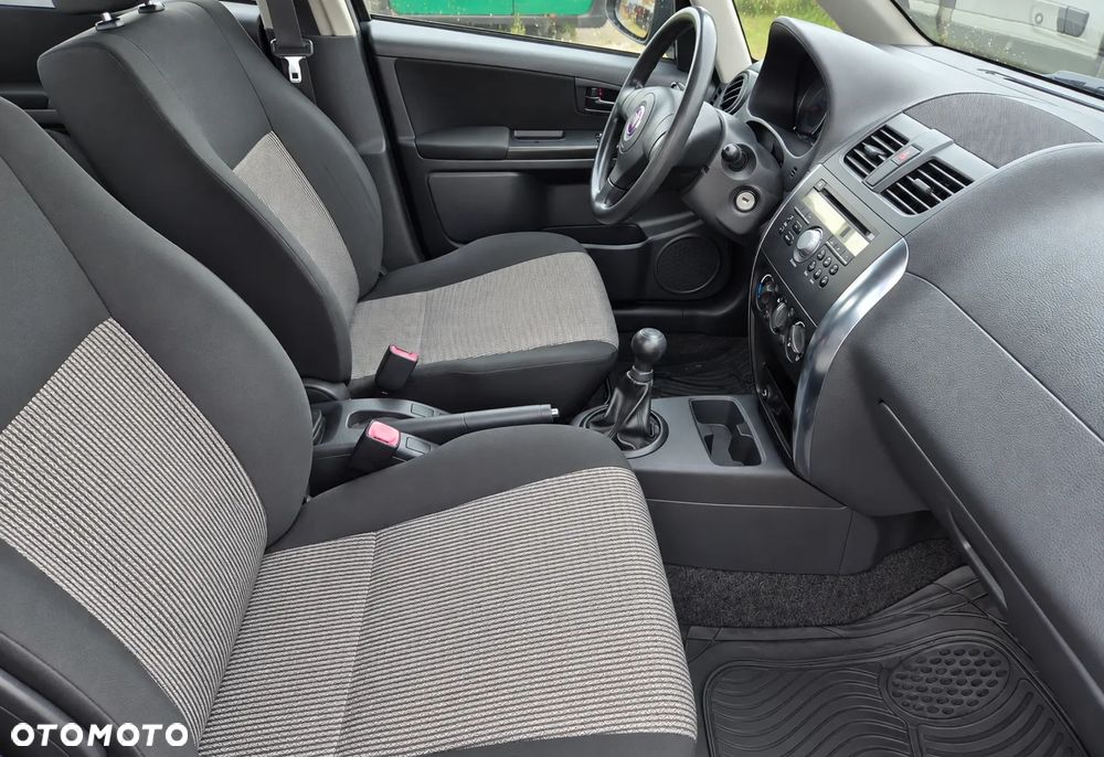 Fiat Sedici 1.6 16V 4x2 Emotion - 10