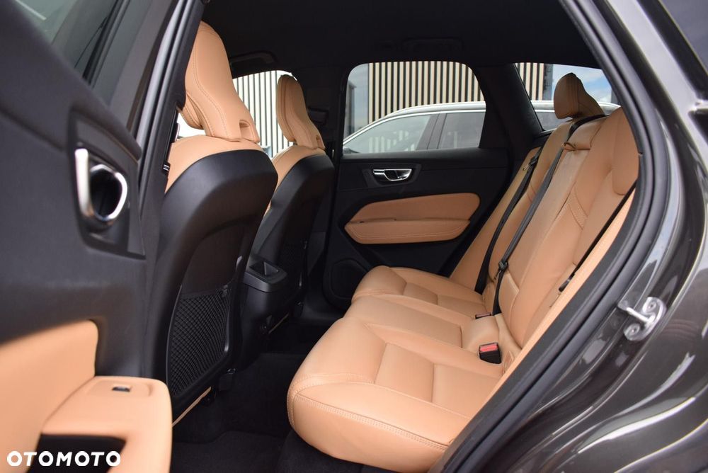 Volvo XC 60 - 23