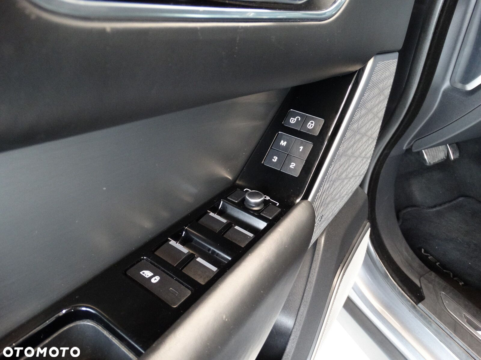 Land Rover Range Rover Velar - 18
