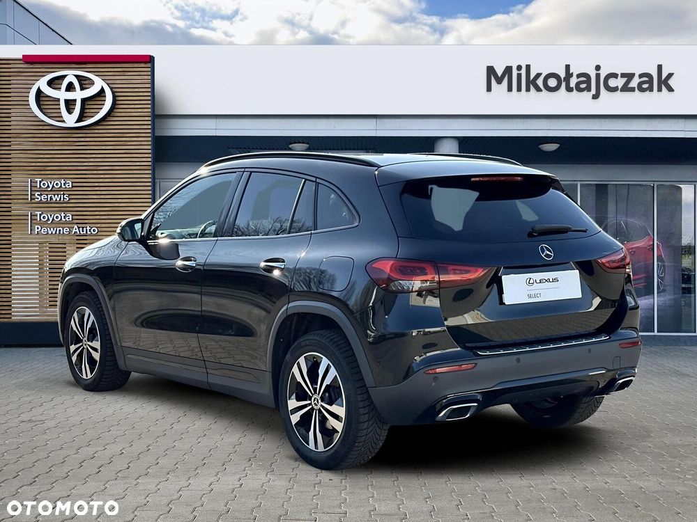 Mercedes-Benz GLA 200 Style - 6