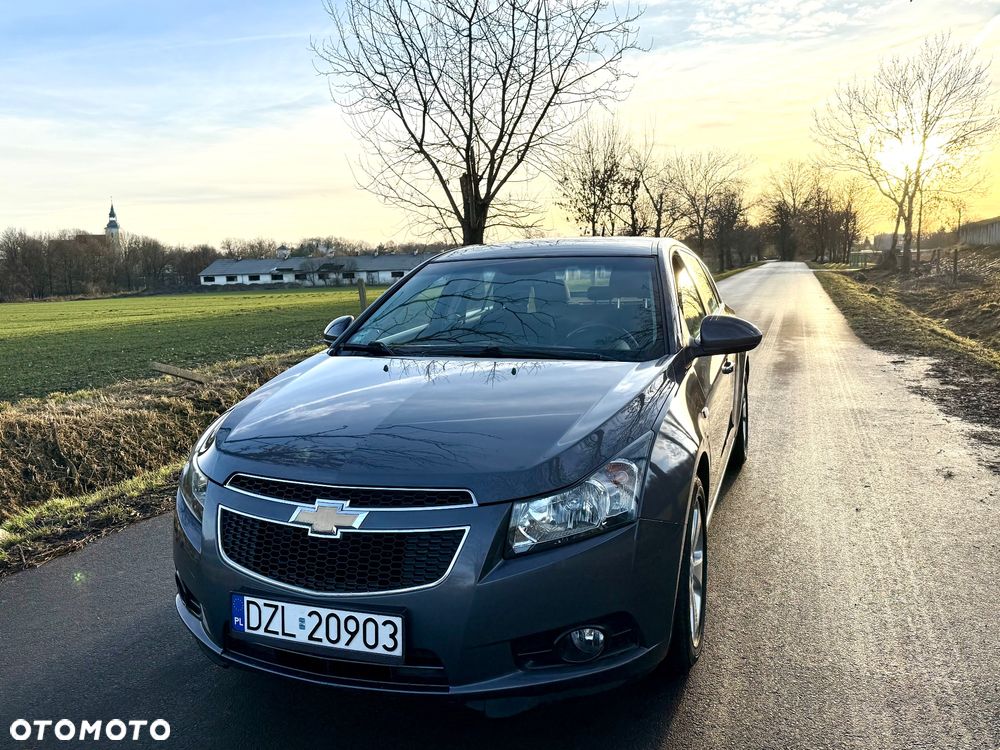 Chevrolet Cruze 1.7 D LT+ Premium - 3