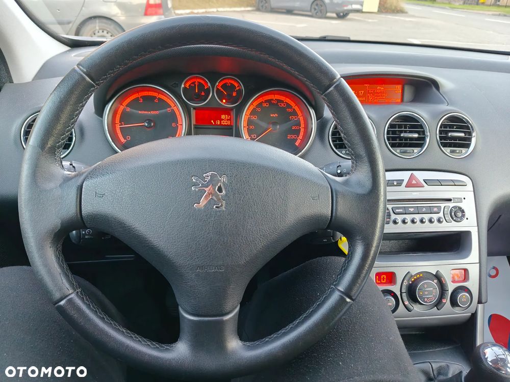 Peugeot 308 1.4 Millesim 200 - 26