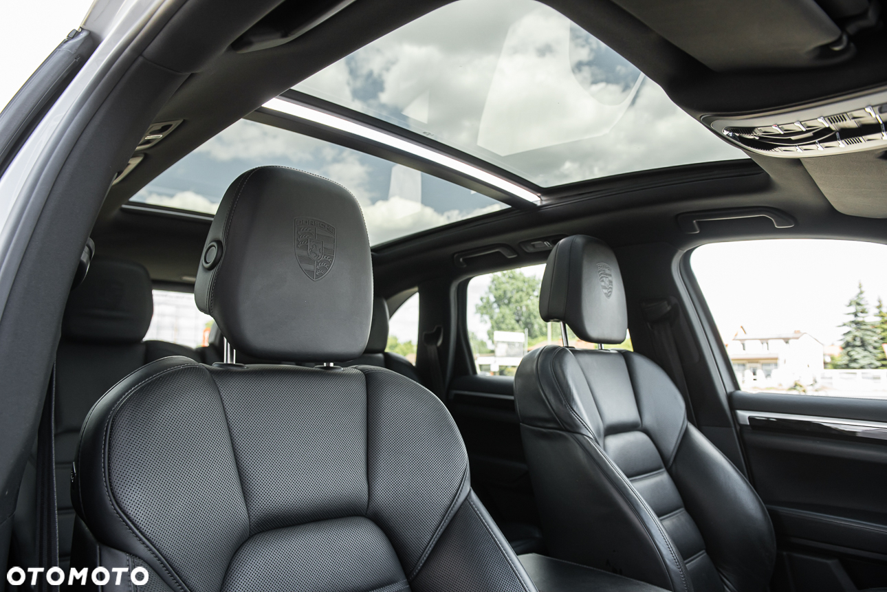 Porsche Cayenne Diesel Platinum Edition - 33