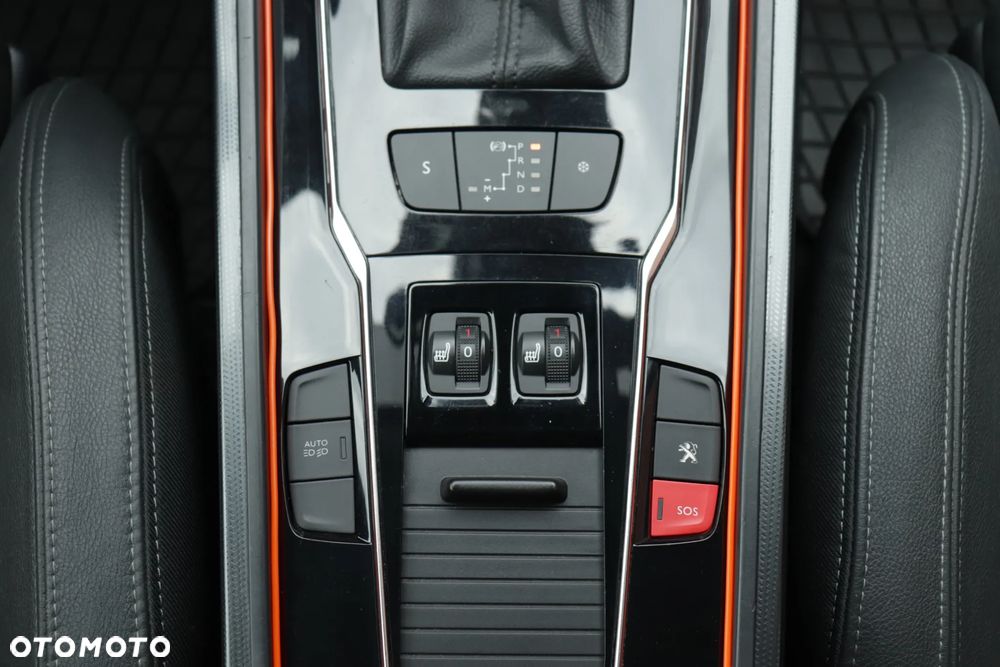 Peugeot 508 BlueHDi 180 EAT6 Stop&Start Allure - 32