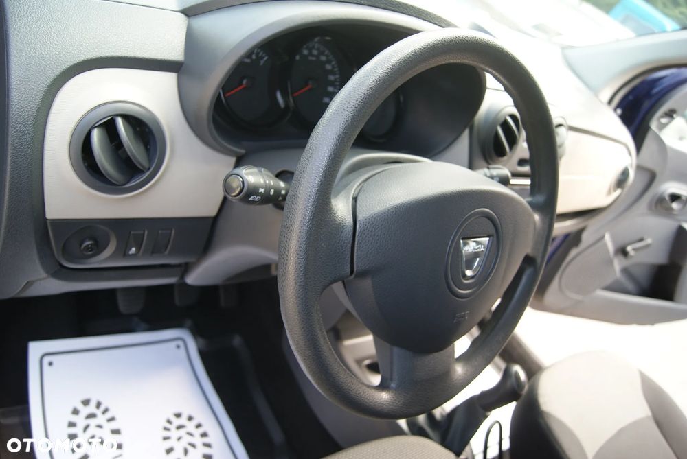 Dacia Lodgy 1.6 SCe Access S&S - 26