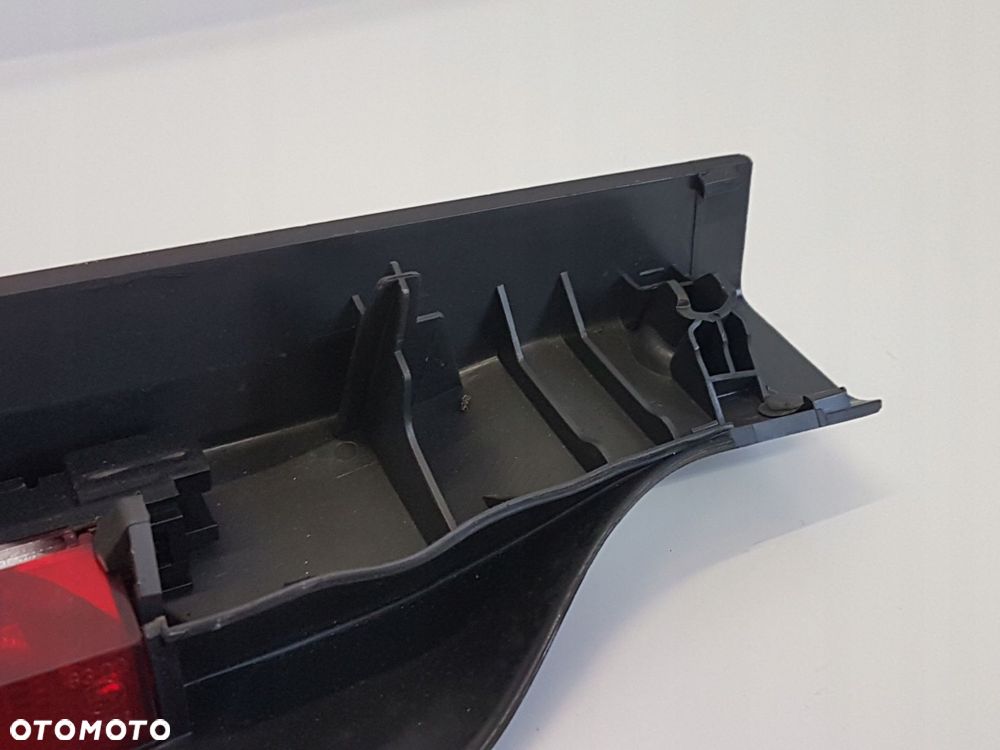 FORD FOCUS MK2 KOMBI ŚWIATŁO STOPU TRZECI STOP - 6