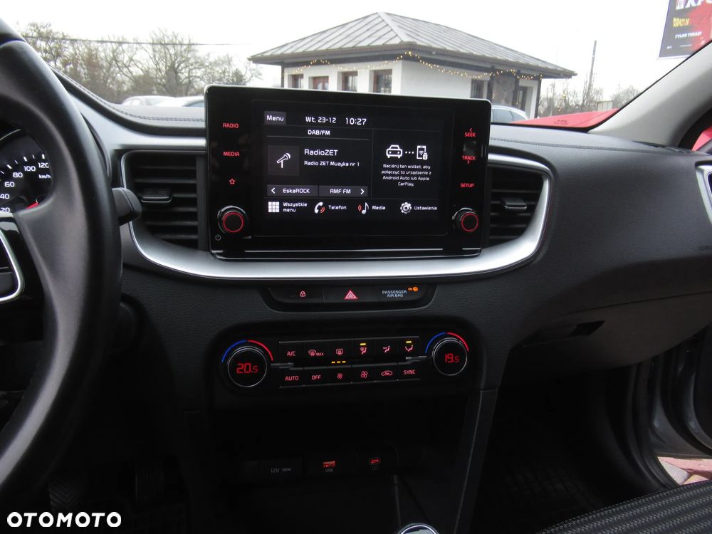 Kia Ceed 1.5 T-GDI M - 17