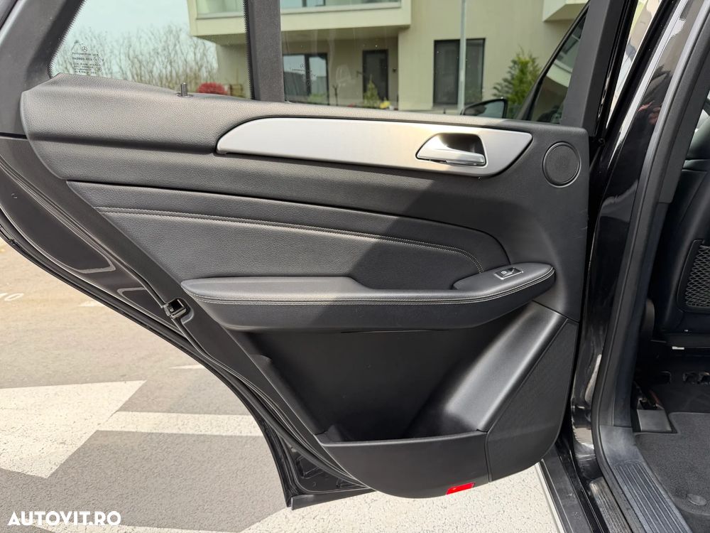 Mercedes-Benz ML 350 BlueTEC 4MATIC Aut - 16