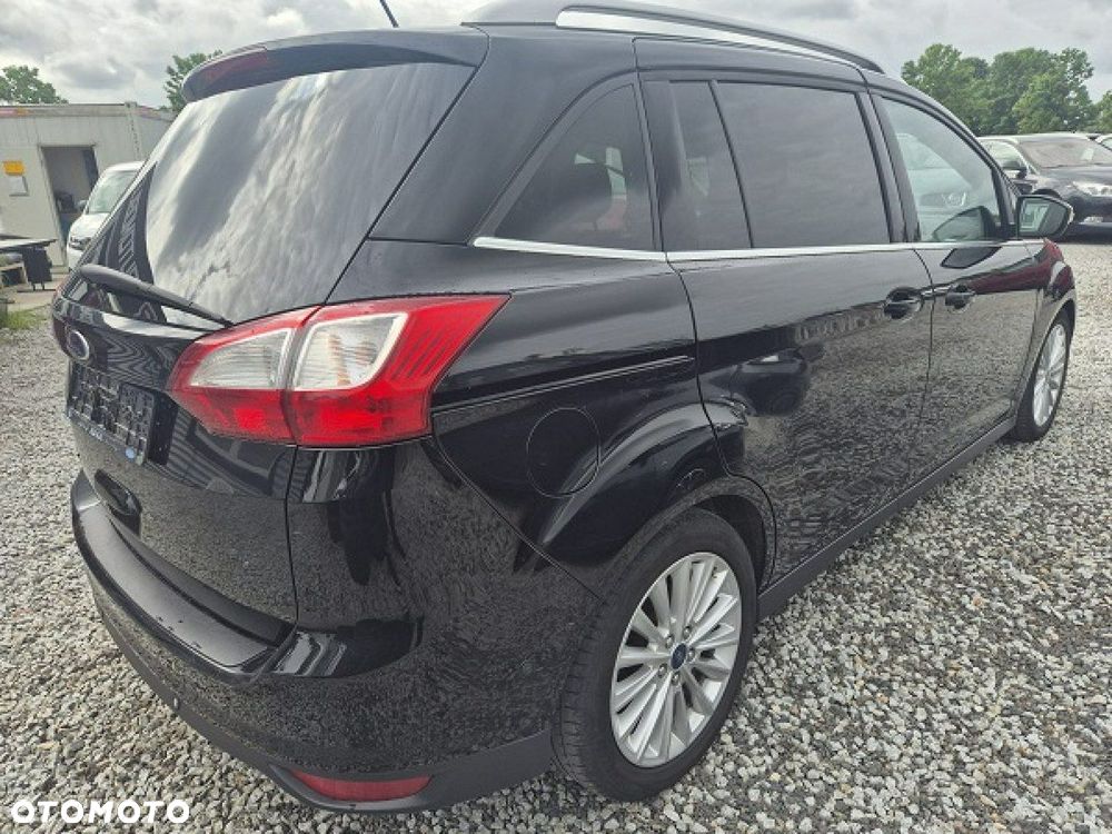 Ford Grand C-MAX - 3