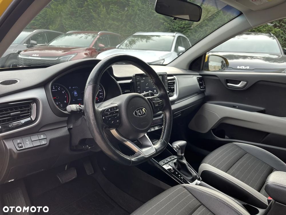 Kia Stonic 1.0 T-GDI L - 9