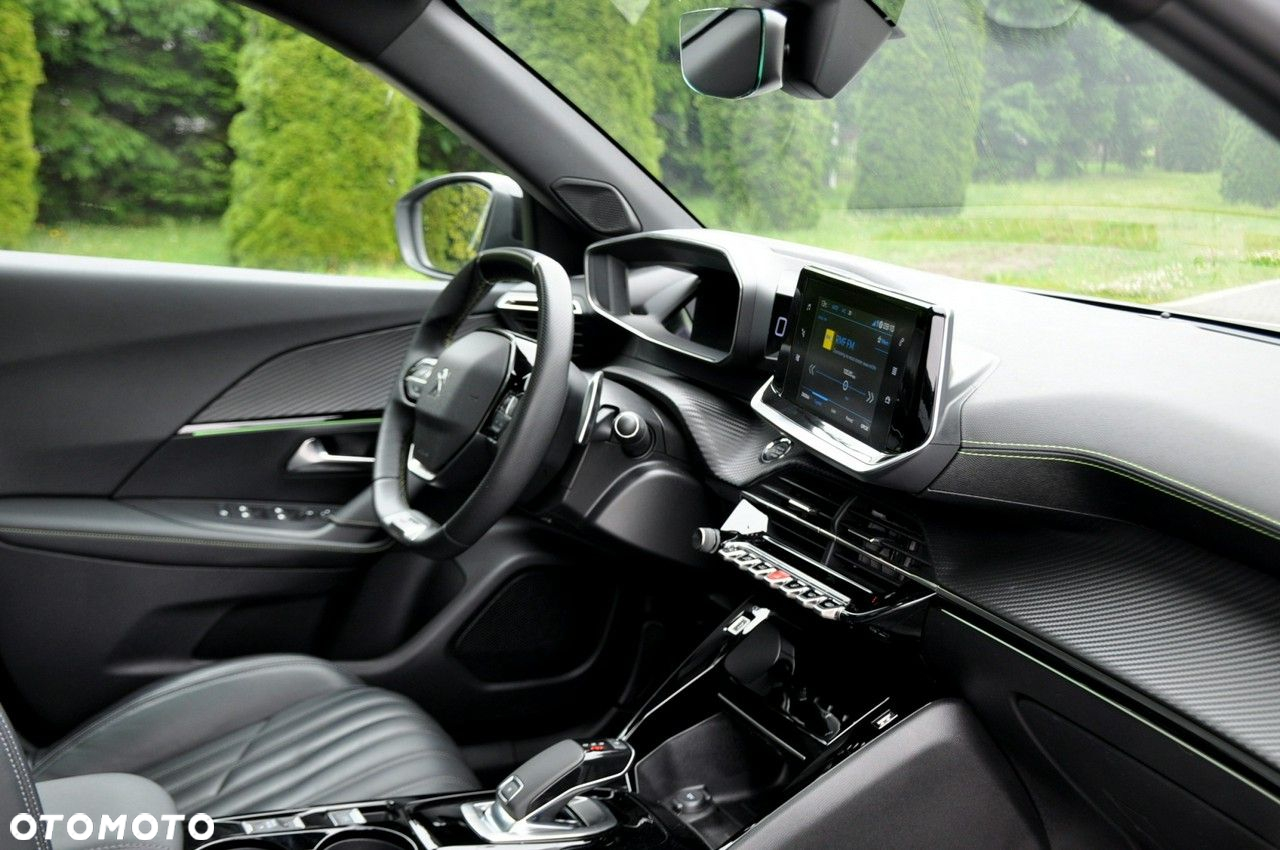 Peugeot 2008 - 18