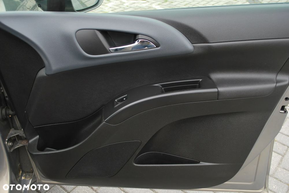 Opel Meriva 1.7 CDTI Innovation - 26