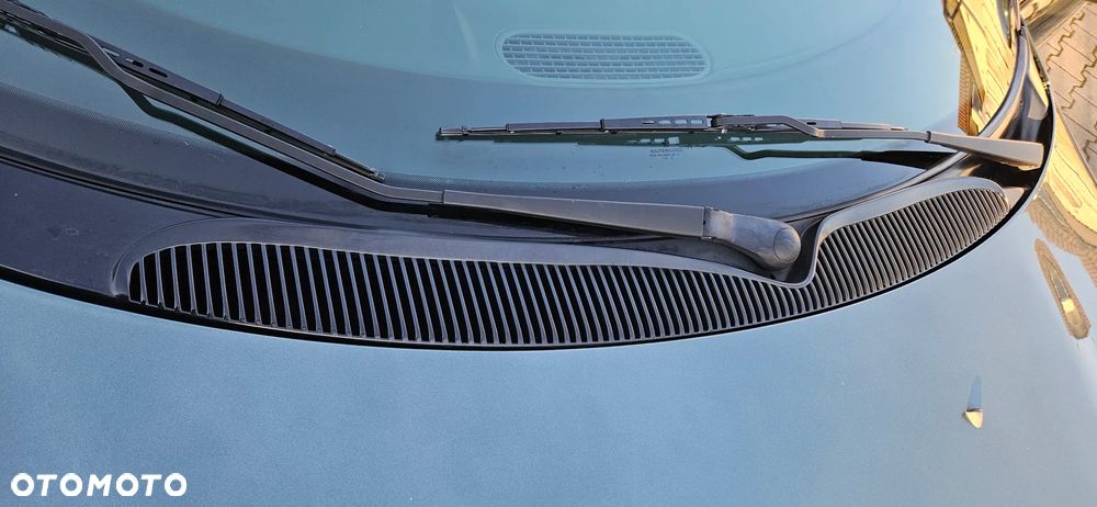 Chrysler Stratus - 37